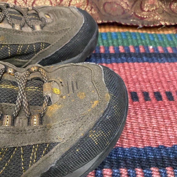 Teva Mens hiking shoes Size 8 - Picture 4 of 11